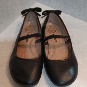 Wonder Nation Black Flats with Bow